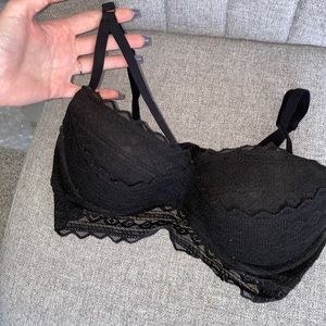 VS Pink bra